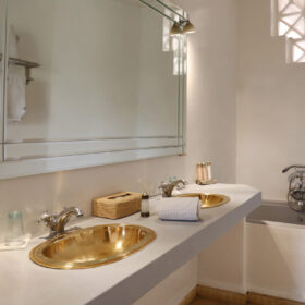 salle-de-bain-villa-assla-hotel-marrakech